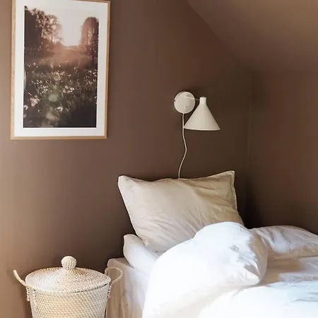 Fjordbuer Moderne Og Luksuriose Med Havutsikt 度假居 莫吕