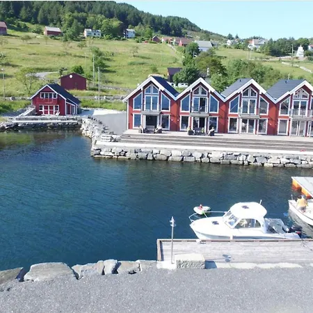 Fjordbuer Moderne Og Luksuriose Med Havutsikt Feriehus